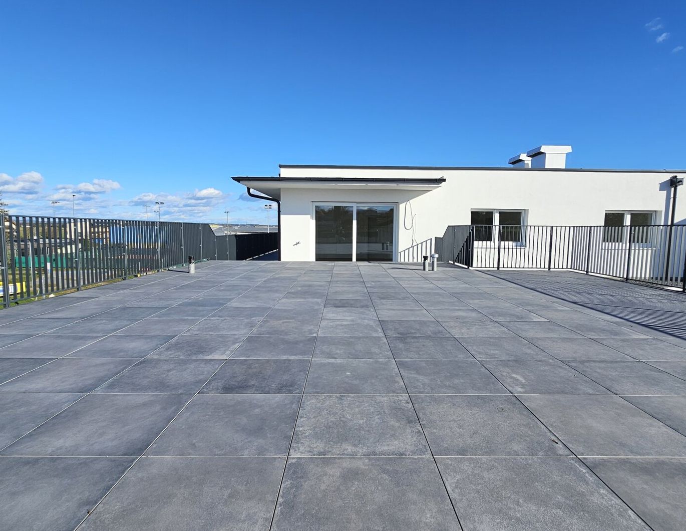 128m² Dachterrasse mit 115m² Wohnfläche mit 2 Parkplätze in Premstätten bei Graz