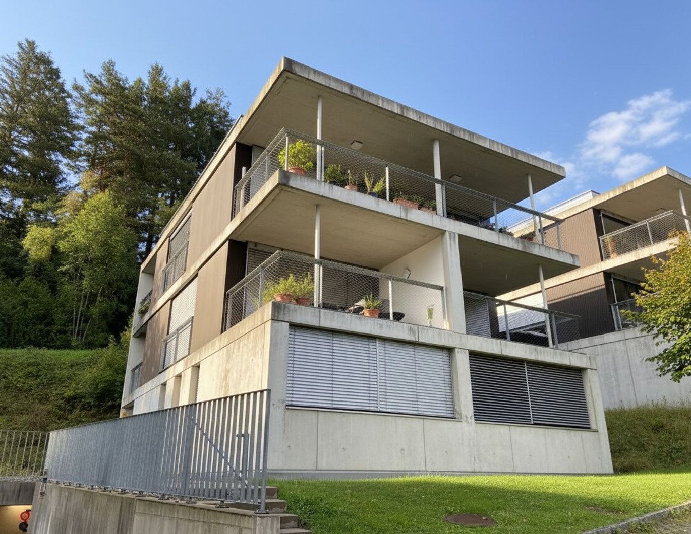 *Highlight* 3-Zimmer-Terrassenwohnung mit 2 TG-Plätzen in Göfis zu vermieten!