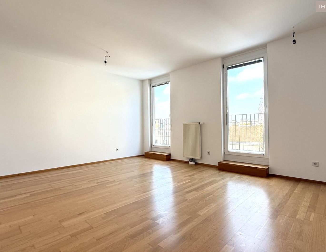 Moderne, helle 3-Zimmer-DG-Neubauwohnung mit 10,15m² Terrasse in toller Lage