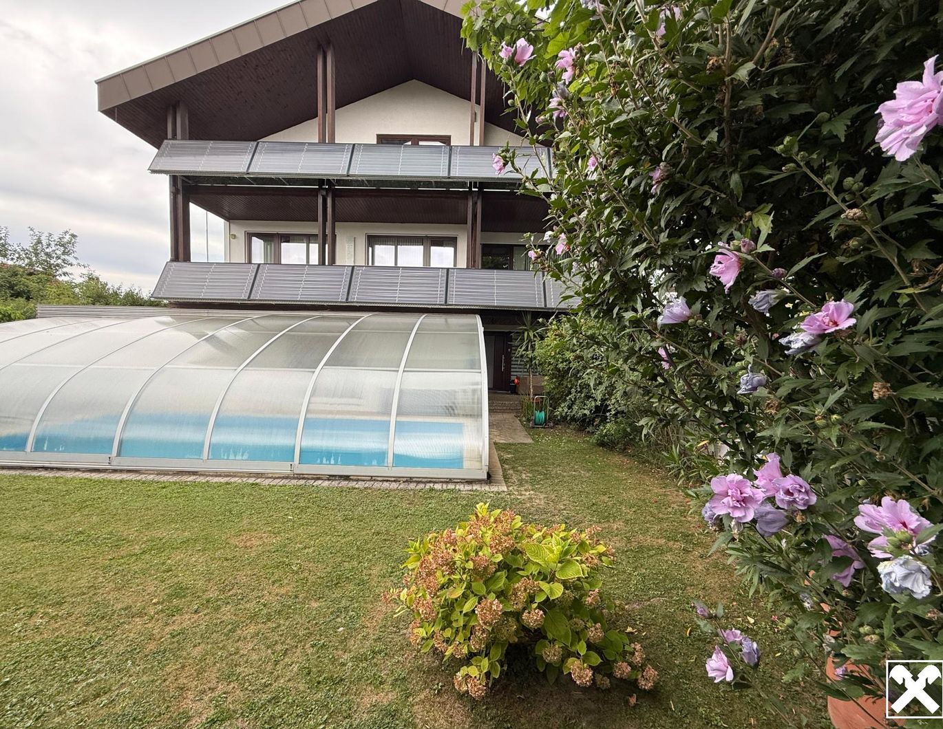 Mondänes Einfamilienhaus inmitten von Pöchlarn - Pool, Garten & Wellness inklusive!