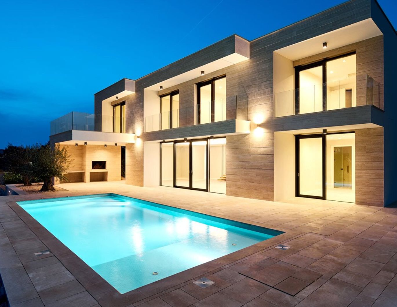 Elegante Villa mit Pool und Meerblick in Dalmatien, Kroatien