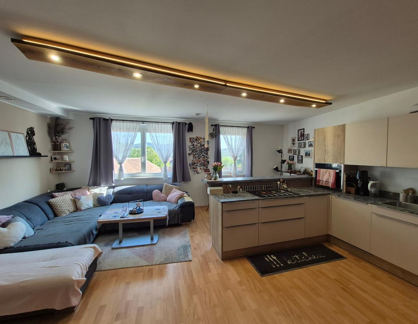 SCHÖNE MAISONETTEWOHNUNG IM ZENTRUM VON NEULENGBACH