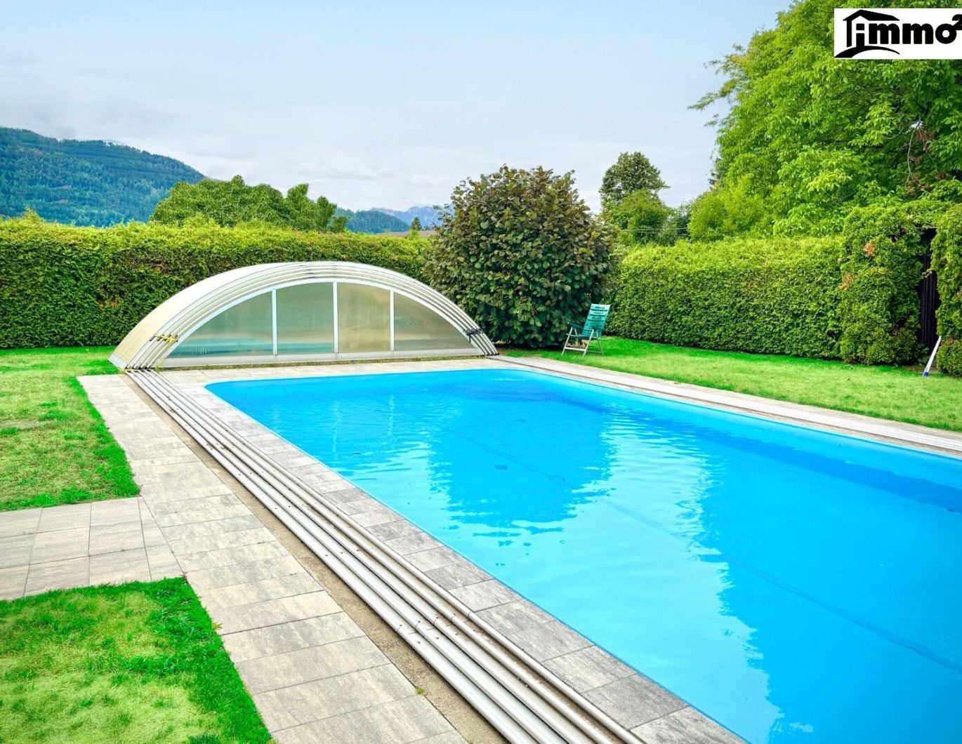 Traumwohnung mit Pool und Seeblick!