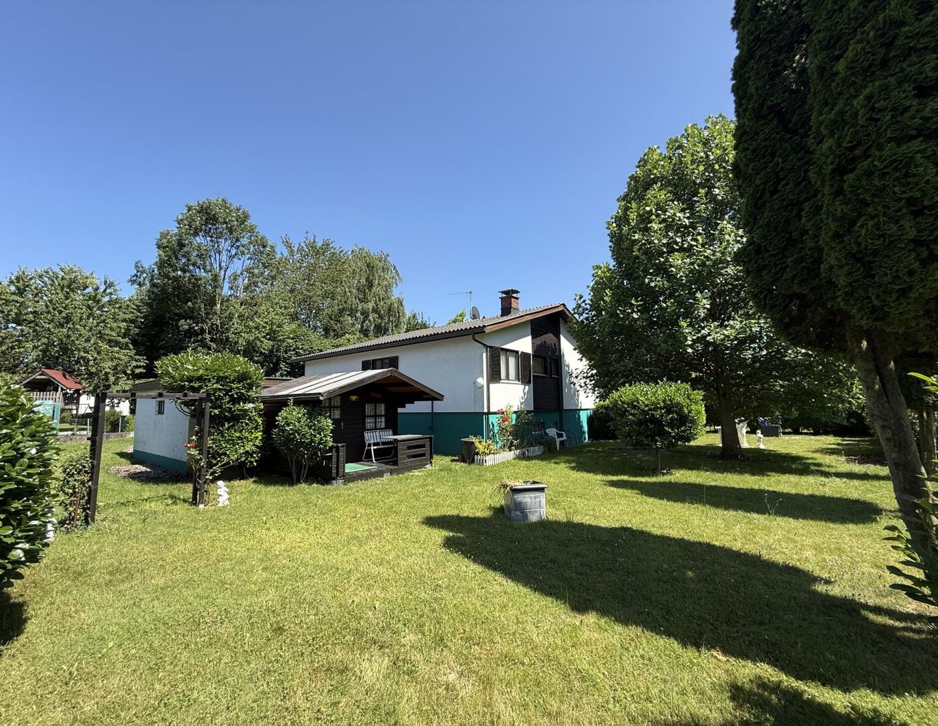 Haus mit großem Grundstück in Mäder