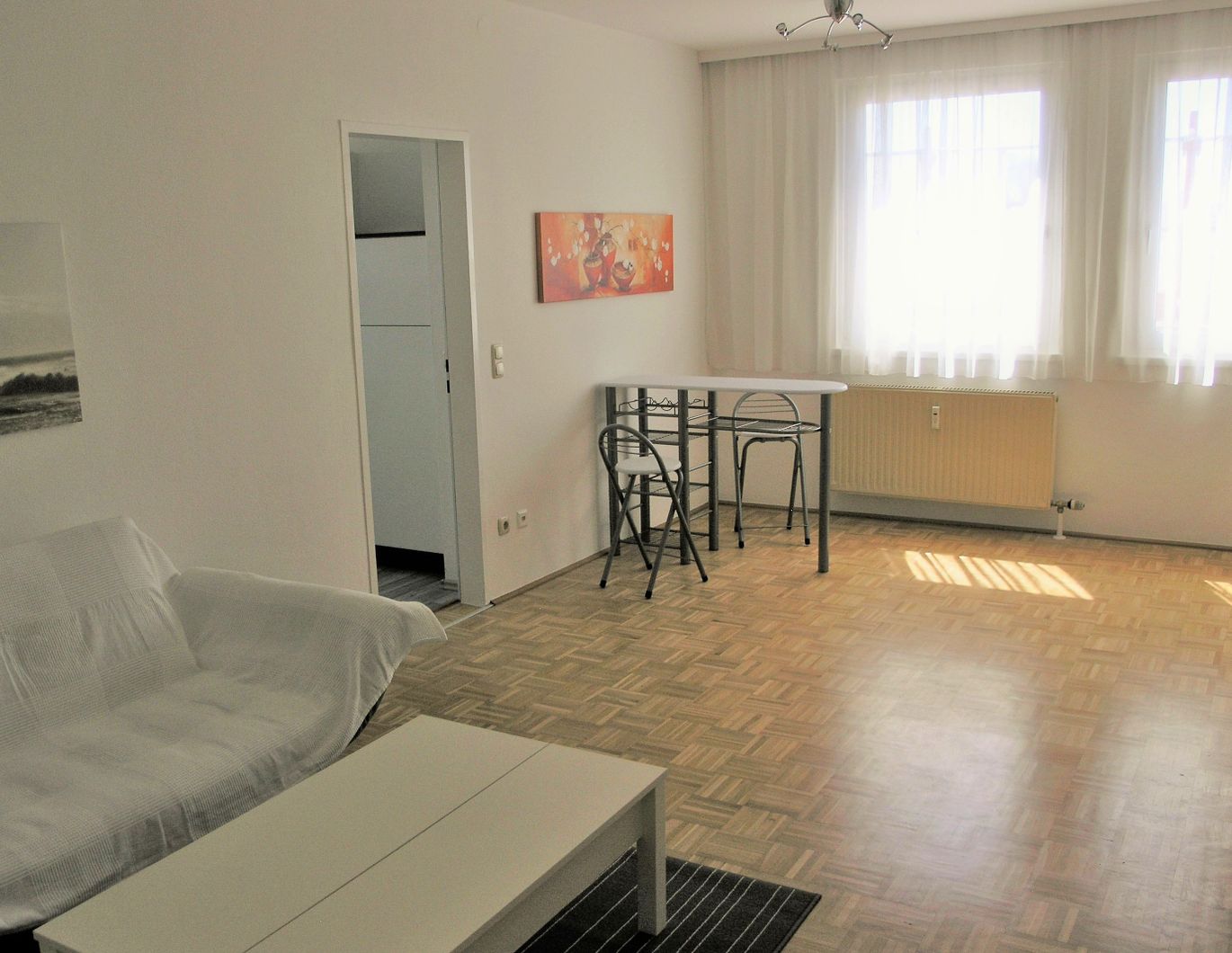 Helle 2,5 Zimmerwohnung Zentrum Leonding mit Weitblick.