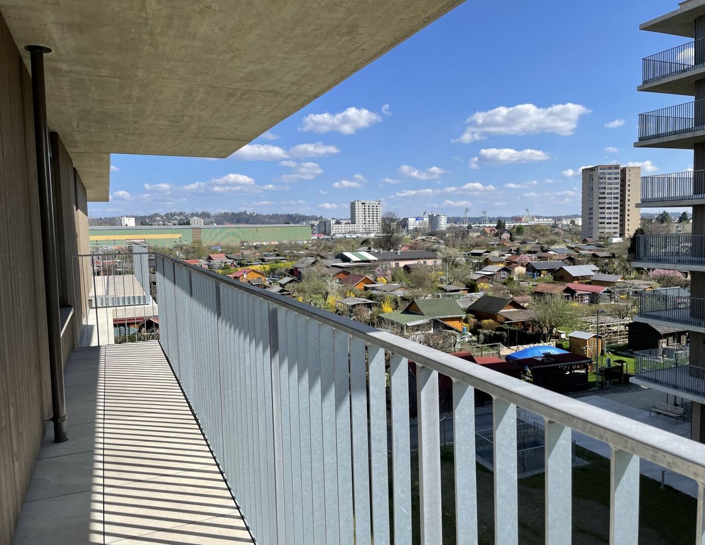 Sehr gut aufgeteilte 3 Zimmerwohnung mit großem Balkon