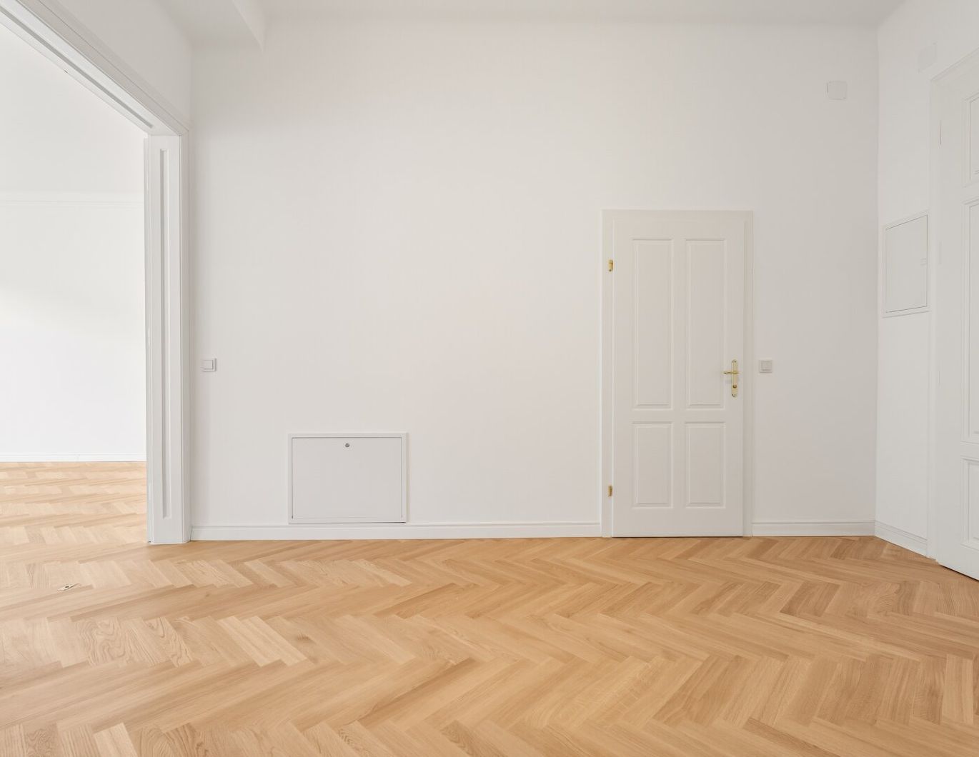 Sanierter Stilaltbau mit exklusivem Dachaubau - Wohnen über den Dächern des Dritten