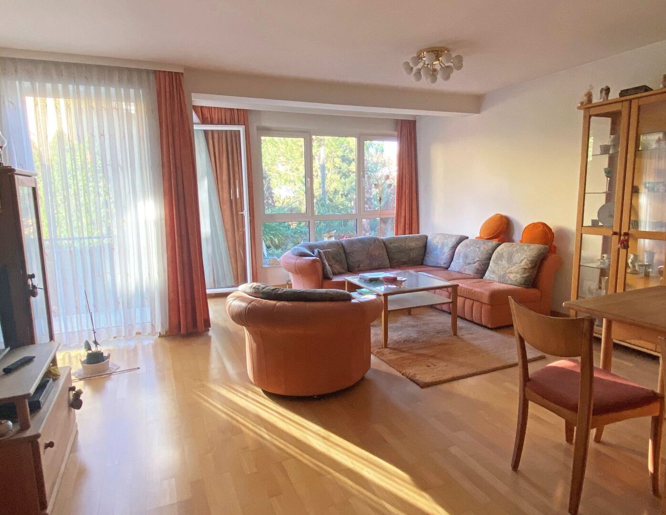 Gemütliche 4-Zimmer in Grünruhelage mit Balkon beim Auhof-Center
