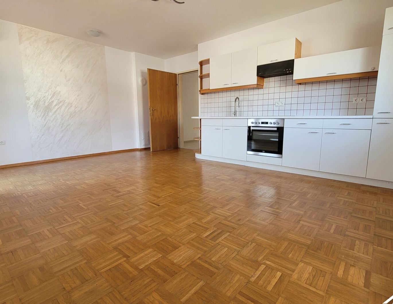 Ruhige 2-Zimmer-Wohnung in Lieboch: Balkon, Carport, Klimaanlage und vieles mehr - ab Sofort!