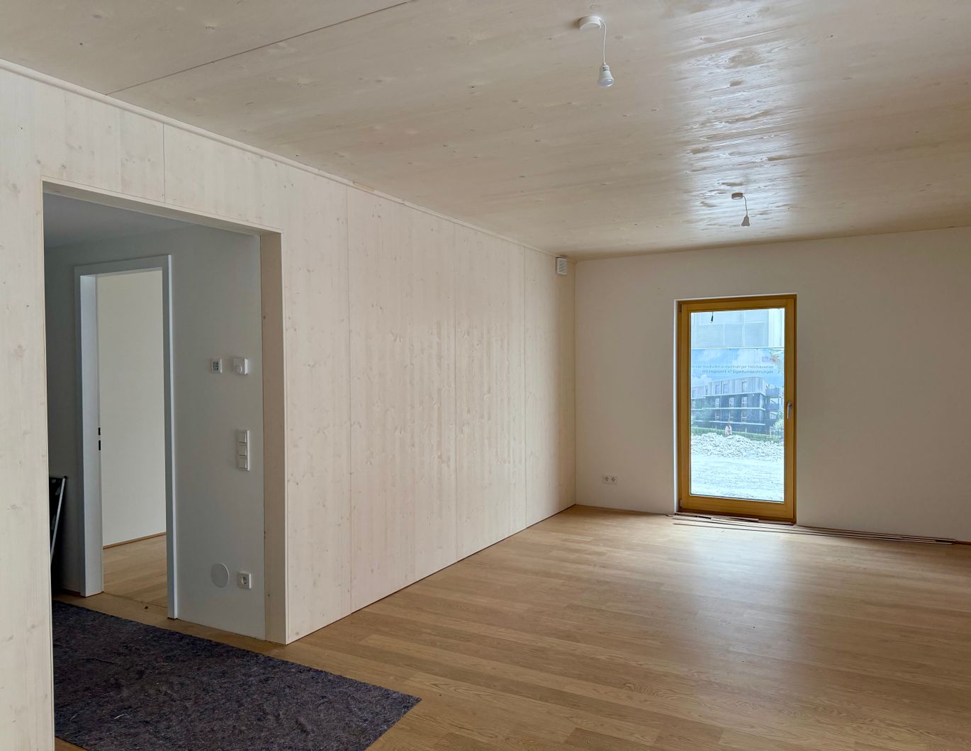 GRÜNE STADTVILLEN - 3 Zimmer mit Eigengarten - Sichtholz in der Wohnung! | Provisionsfrei!