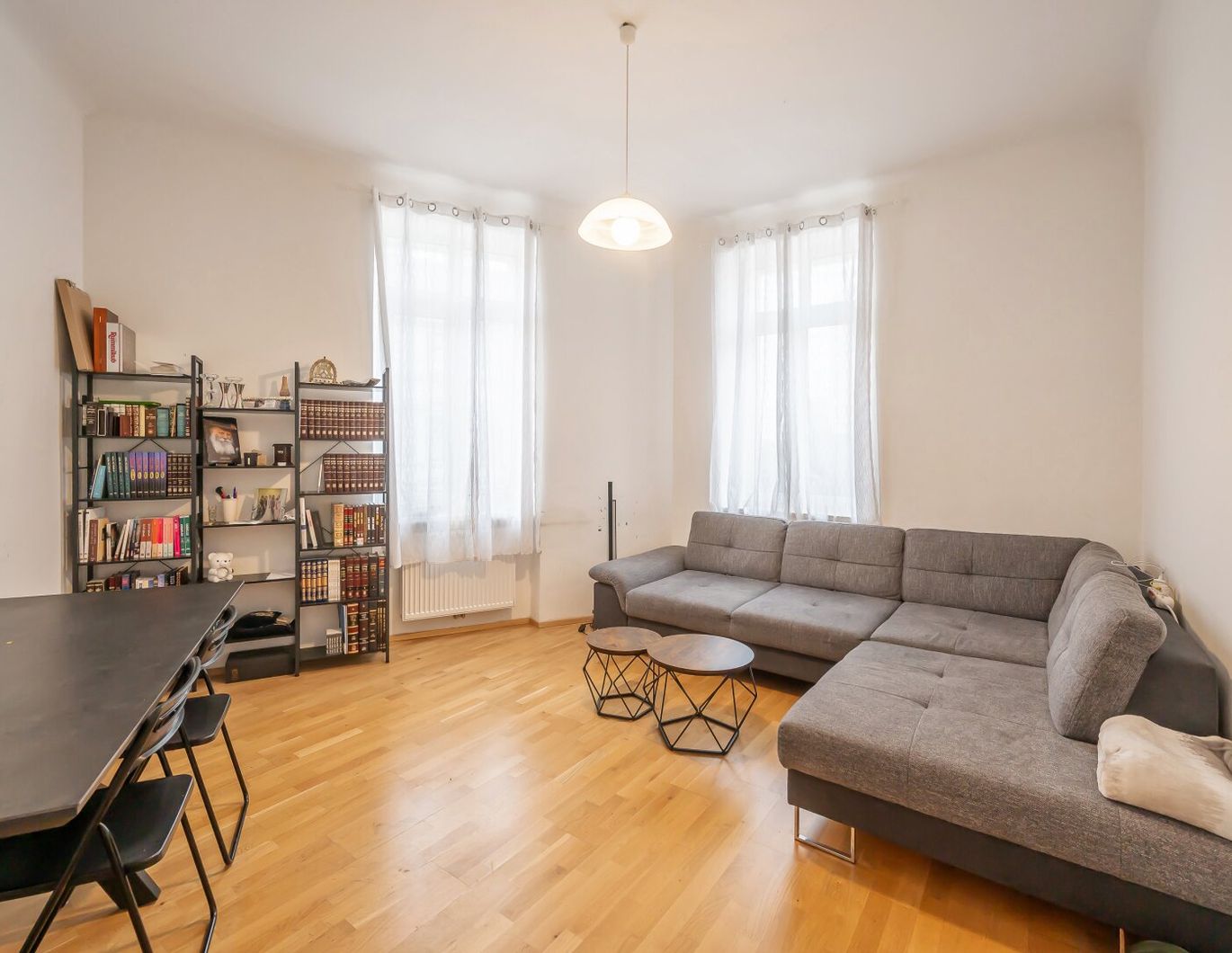 ++AUGARTEN++ Nette 3-Zimmer Altbauwohnung in toller Lage!