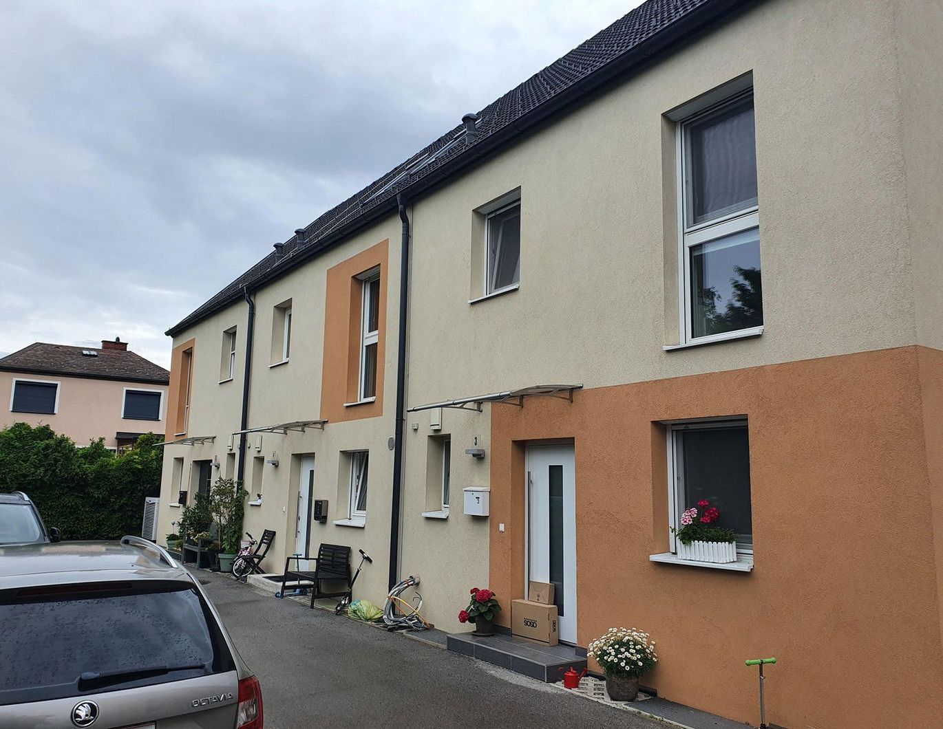 Beautiful, bright, and quiet terraced house with 4 rooms and a small garden