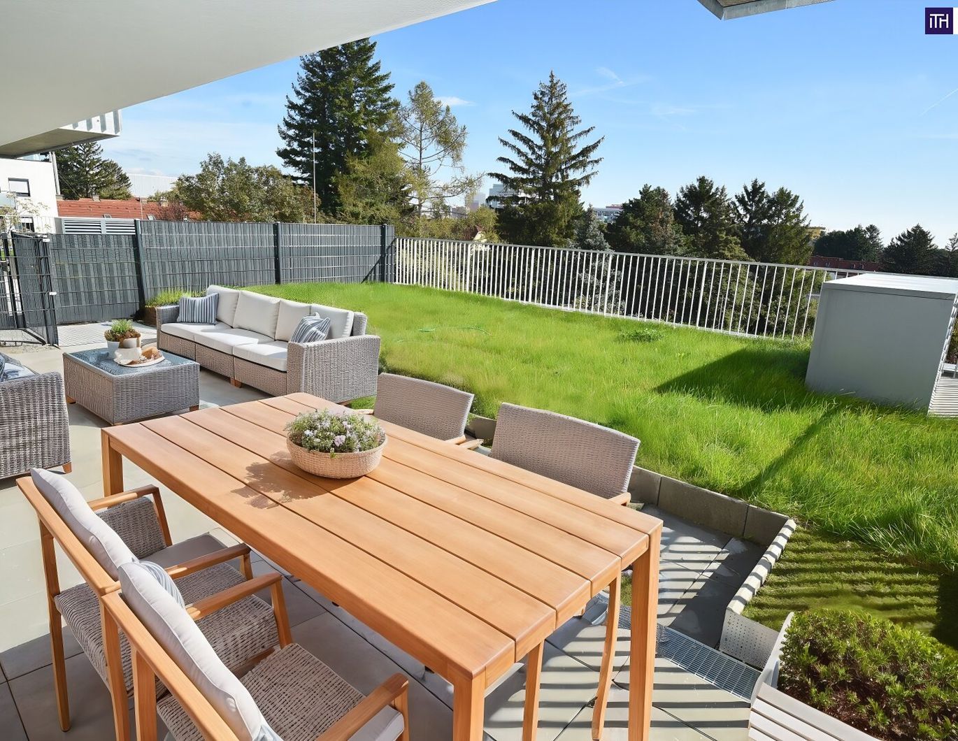 Geniale Gartenwohnung mit Fernblick - vier Zimmer - über 90 m² Freifläche und perfektem Grundriss!