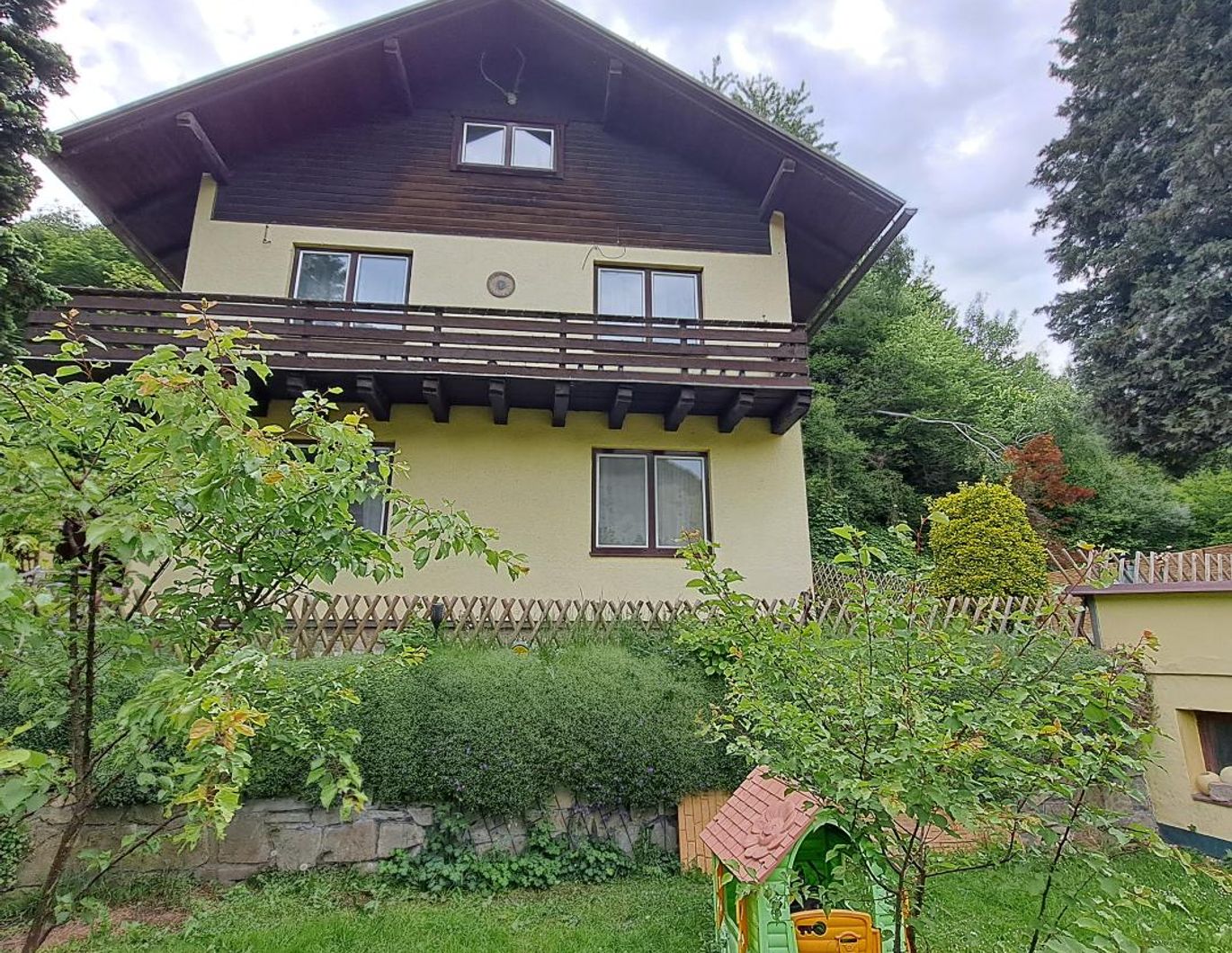 Ein- oder Zweifamilienhaus!