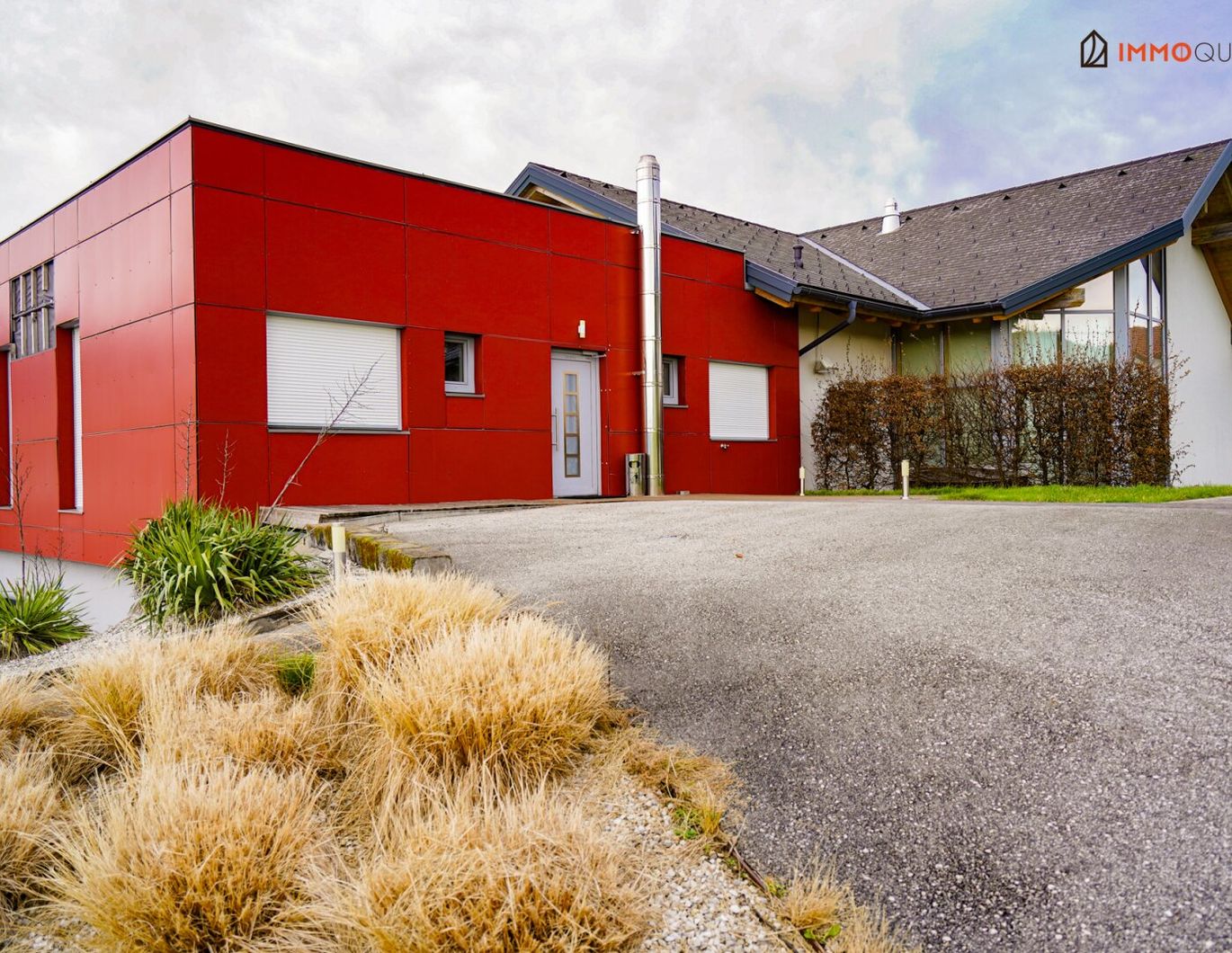 Zwei Welten unter einem Dach - Vielseitiges Anwesen mit Wohnhaus, Gastgewerbe und großem Grundstück