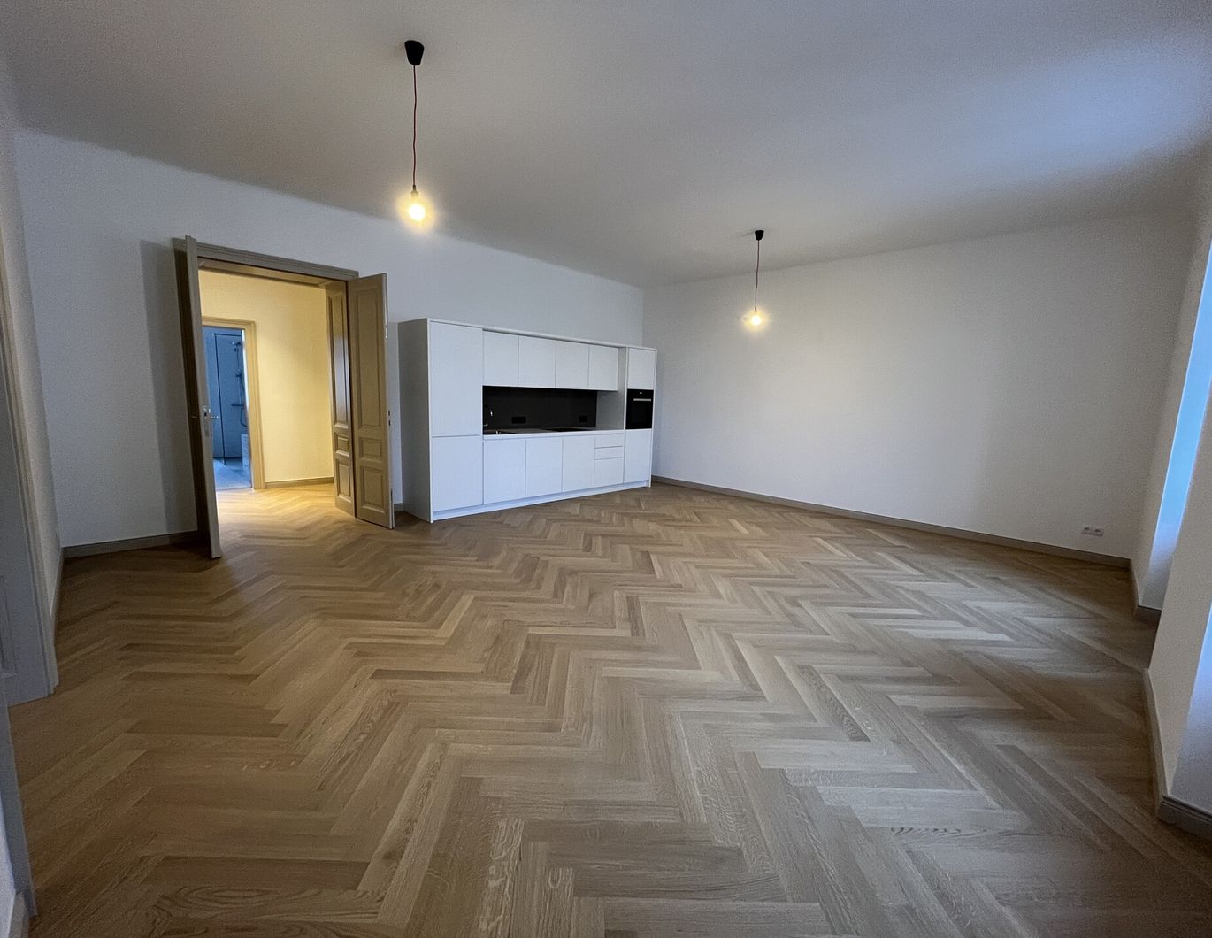 ERSTBEZUG nach Generalsanierung: Großzügige 3-Zimmer-Altbauwohnung nahe Rochusmarkt unbefristet zu mieten in 1030 Wien