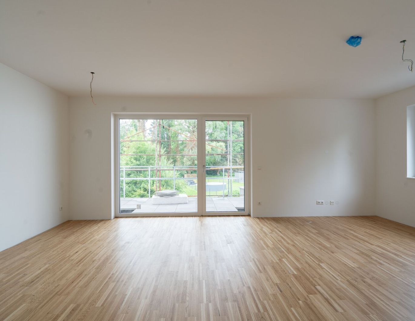 PROVISIONSFREI: Moderne 3-Zimmer-Wohnung mit Terrasse und Stadtblick in Nettingsdorf