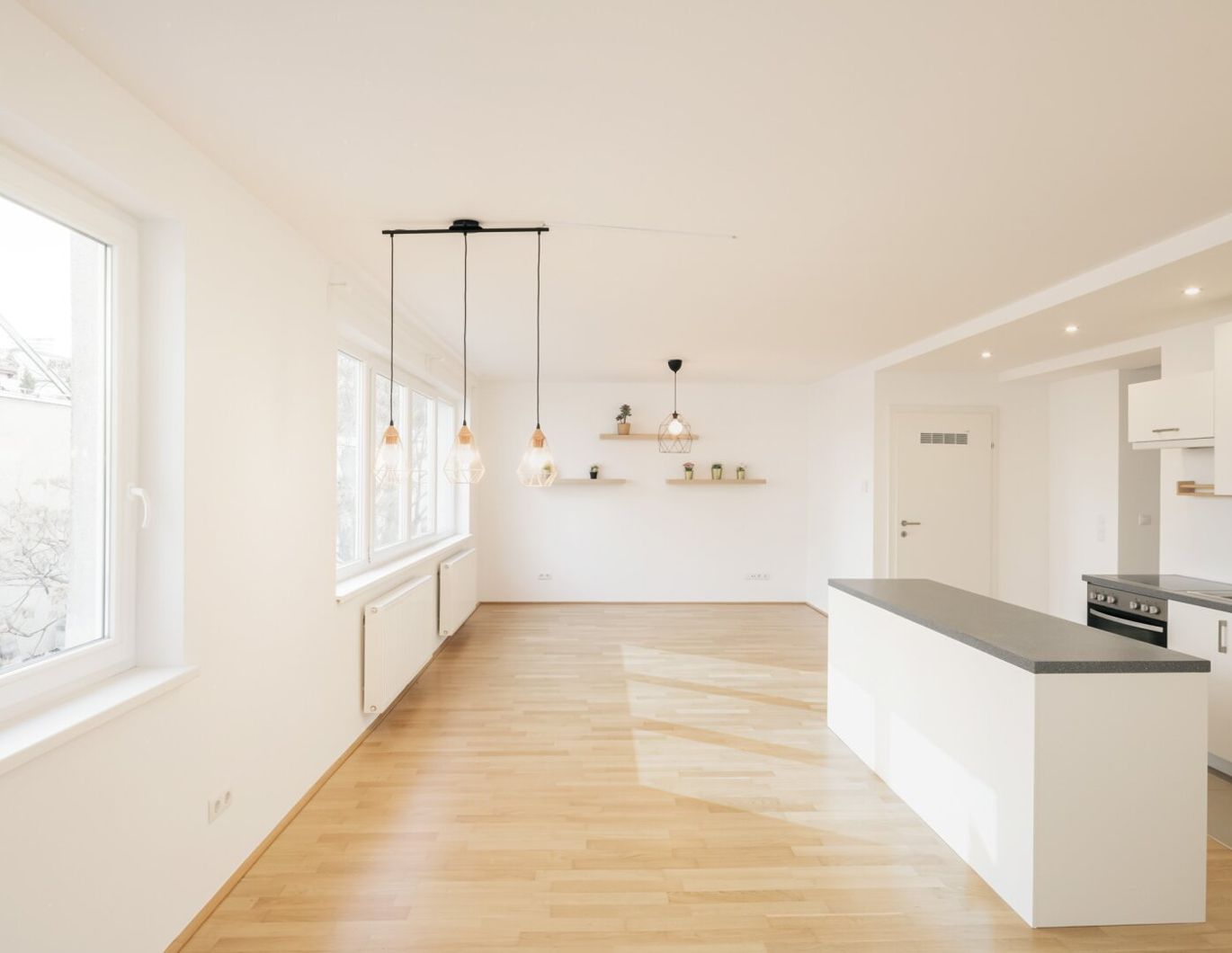 Helle, sanierte 4-Zimmer-Wohnung - Nähe Brunnenmarkt