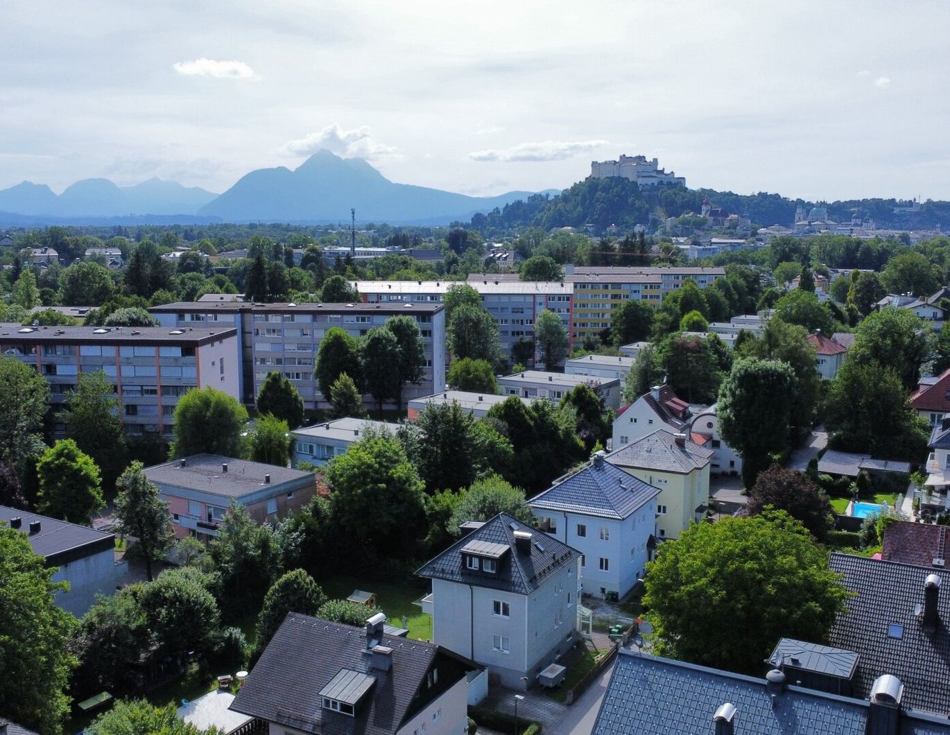 K3 - Traumimmobilie mit Bachzugang und 3 Wohneinheiten