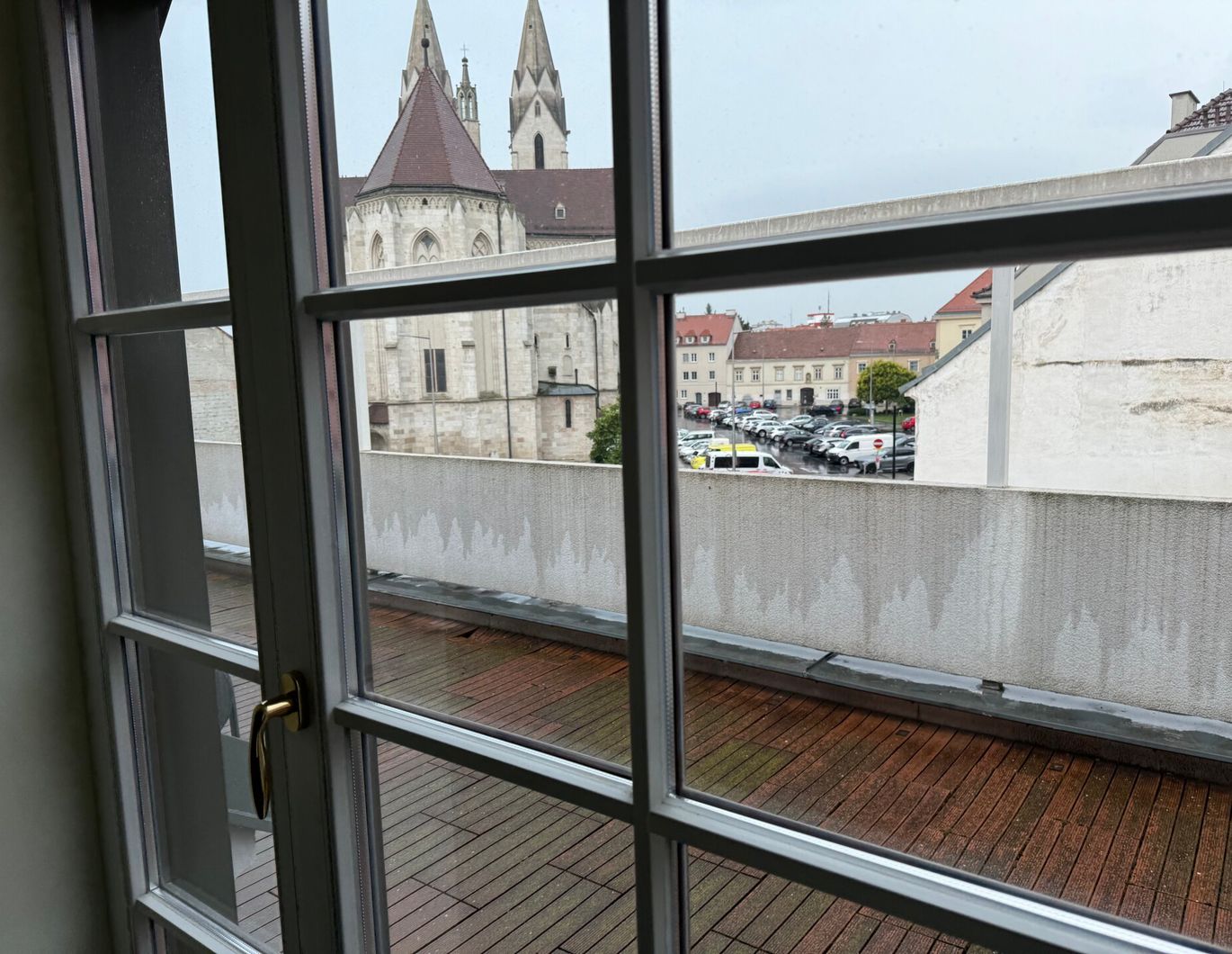 Luxus-Innenstadtwohnung mit Dachterrasse und Garage