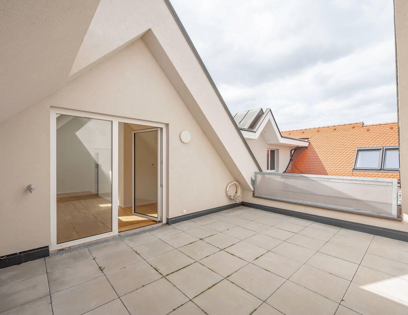 Moderne 2-Zimmer-Wohnung mit privater Terrasse in Deutsch-Wagram