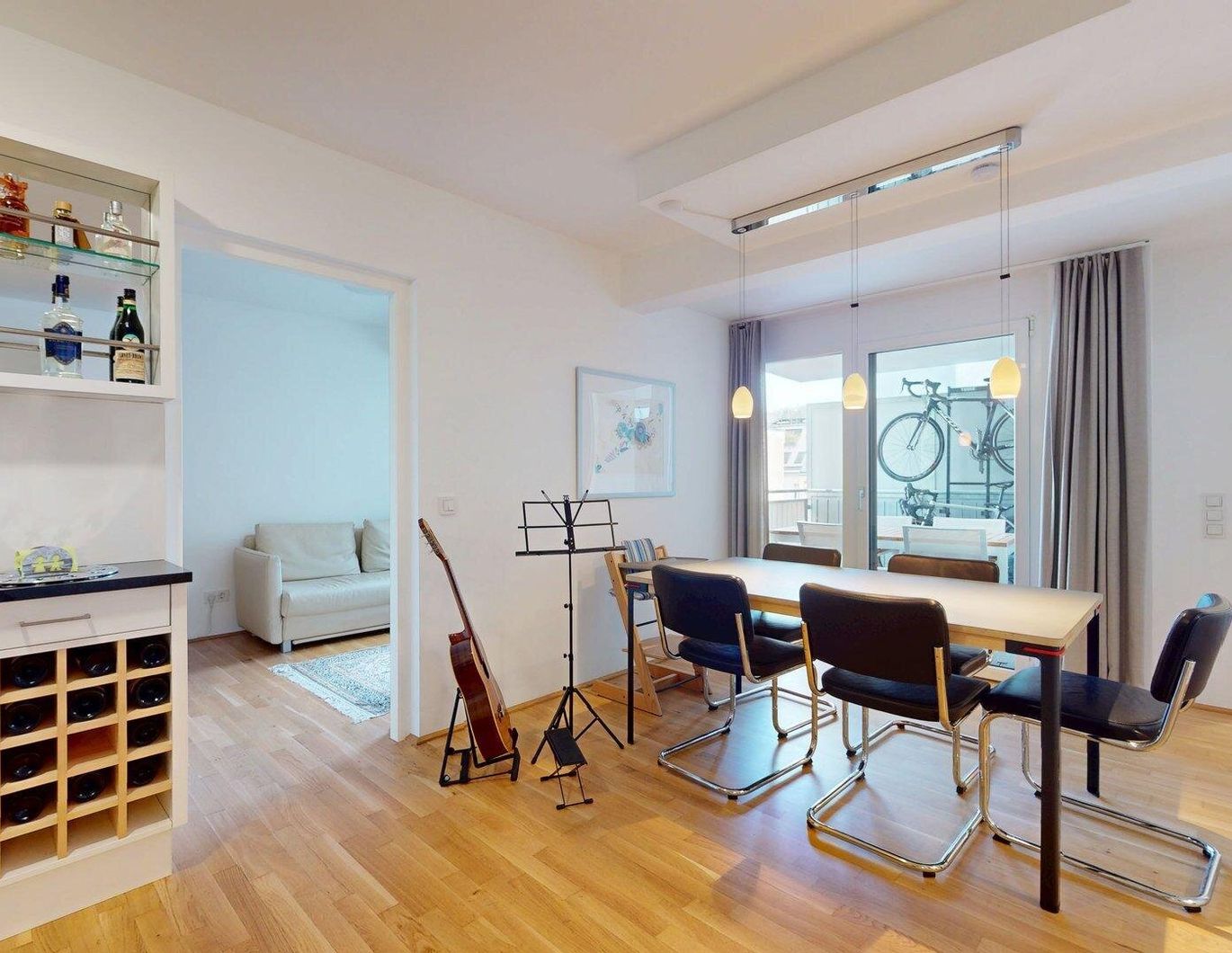 Moderne 3-Zimmer-Wohnung mit Balkon und Garagenplatz beim Kutschkermarkt