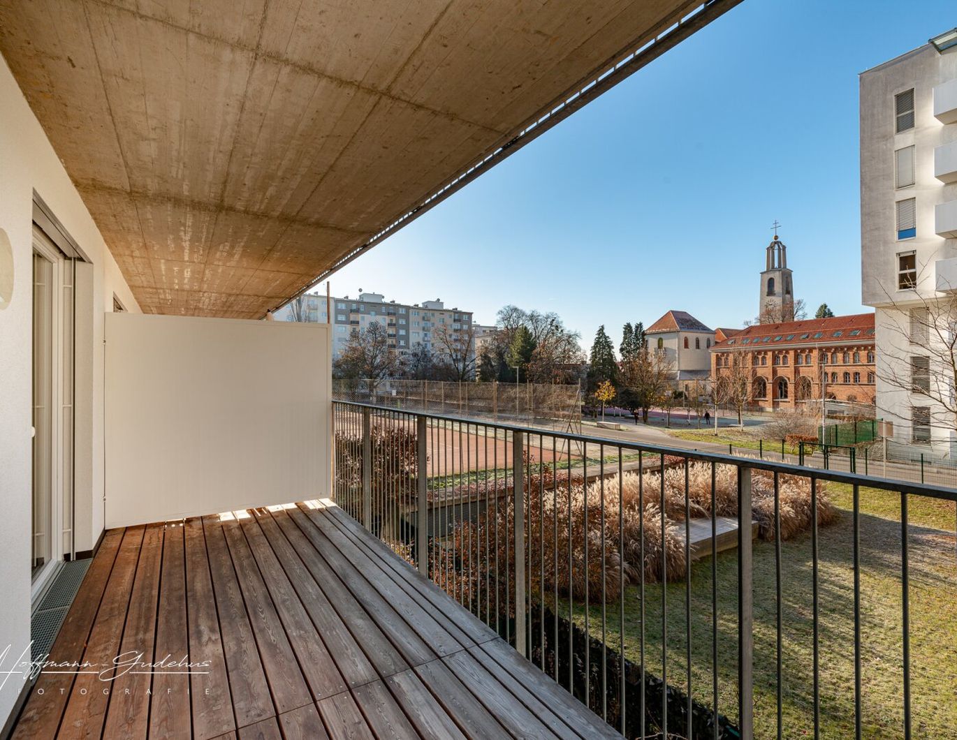 SONNIGE 2-ZIMMER-WOHNUNG MIT BALKON