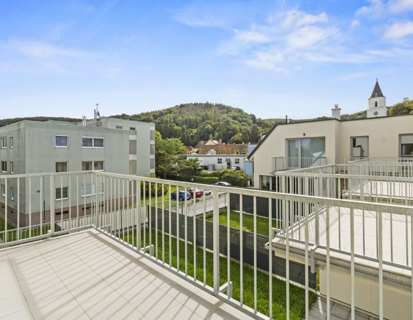 ++ HELL & FREUNDLICH - 3 Zimmer-Wohnung mit BALKON ++