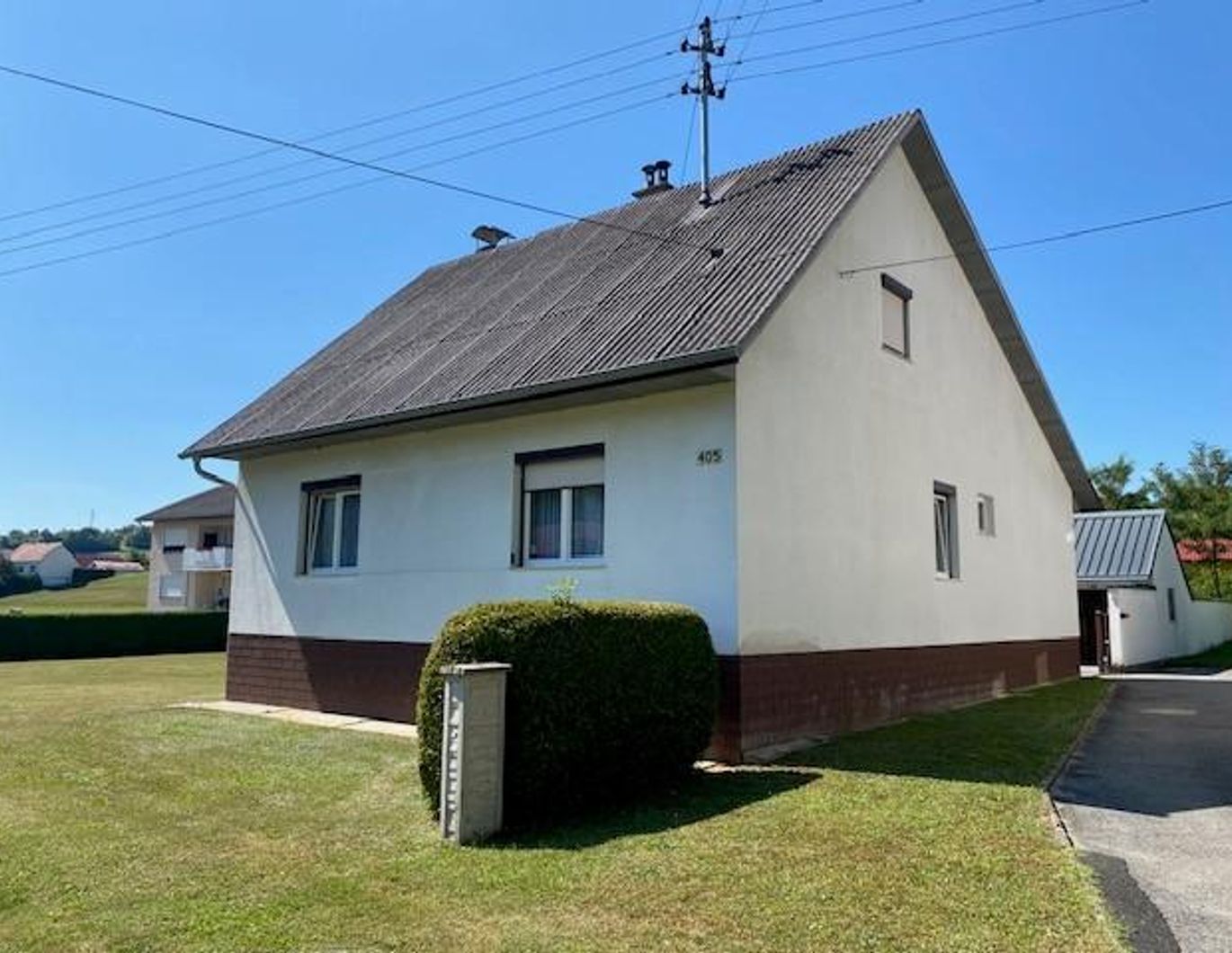 Wohnen & Wertanlage - Einfamilienhaus mit großem Garten/Baugrund in Olbendorf
