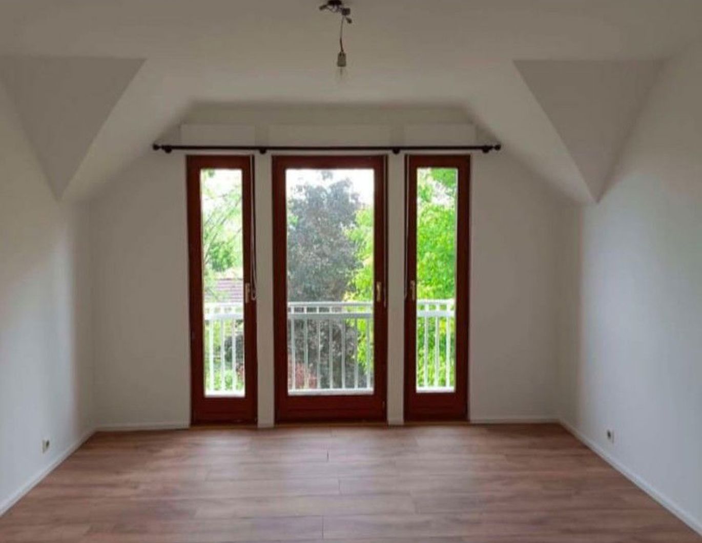 Helle 3-Zimmer-Wohnung mit 2 Balkonen & Carport in Eggersdorf bei Graz