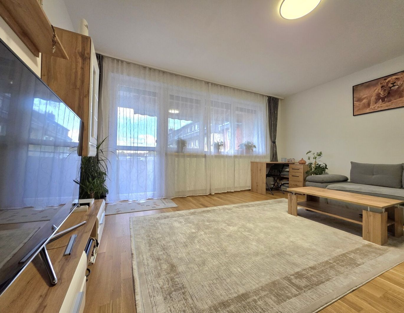 Modernisierte Wohnung in familienfreundlicher Ruhelage!