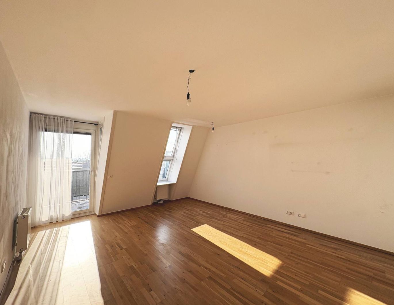 FINANZIERUNGSBEITRAG - Moderne 4-Zimmer-Maisonette mit Loggia und Balkon!