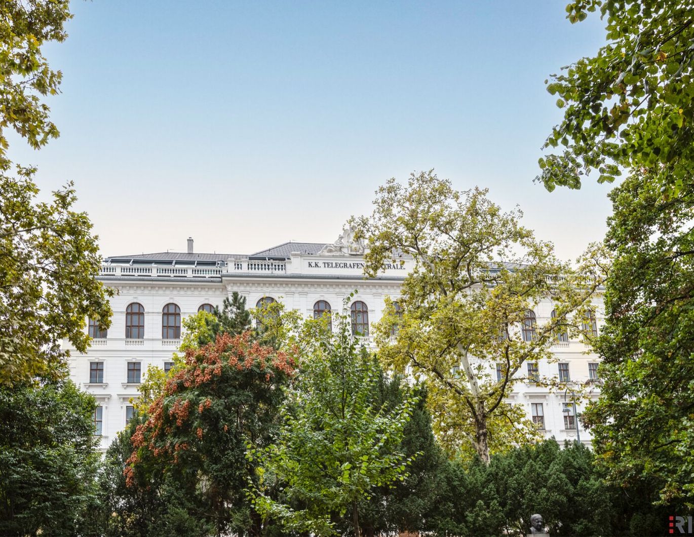 LUXUS-ALTBAUWOHNUNG am Börseplatz 1, 1010 Wien