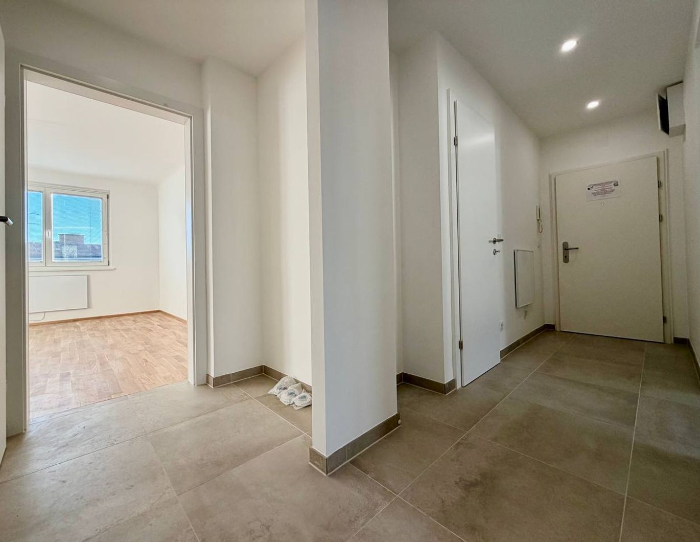 Hochwertig sanierte 2-Zimmer-Wohnung nahe Meidlinger Hauptstraße