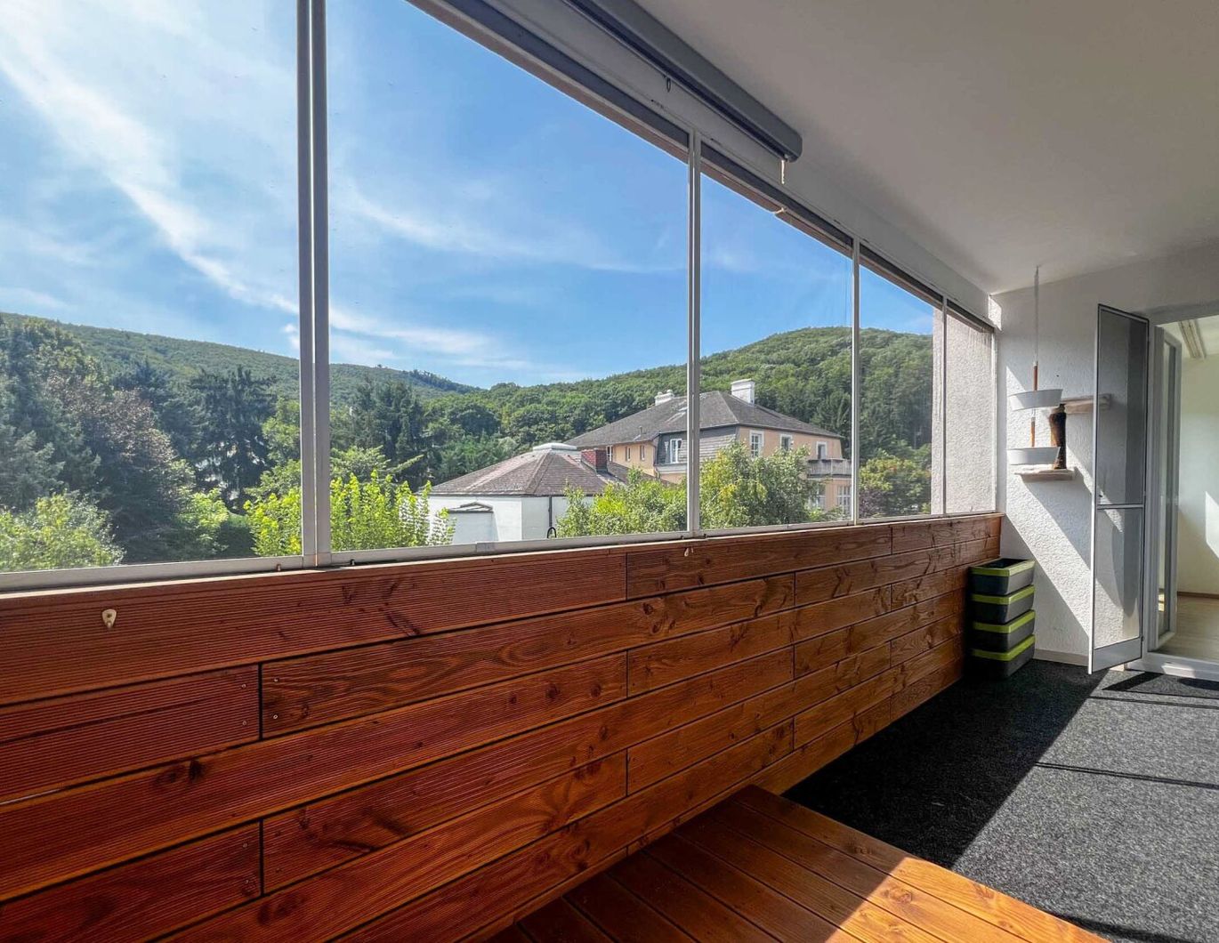 Südseitige 2 Zimmer-Wohnung mit Loggia innerhalb VOR Kernzone
