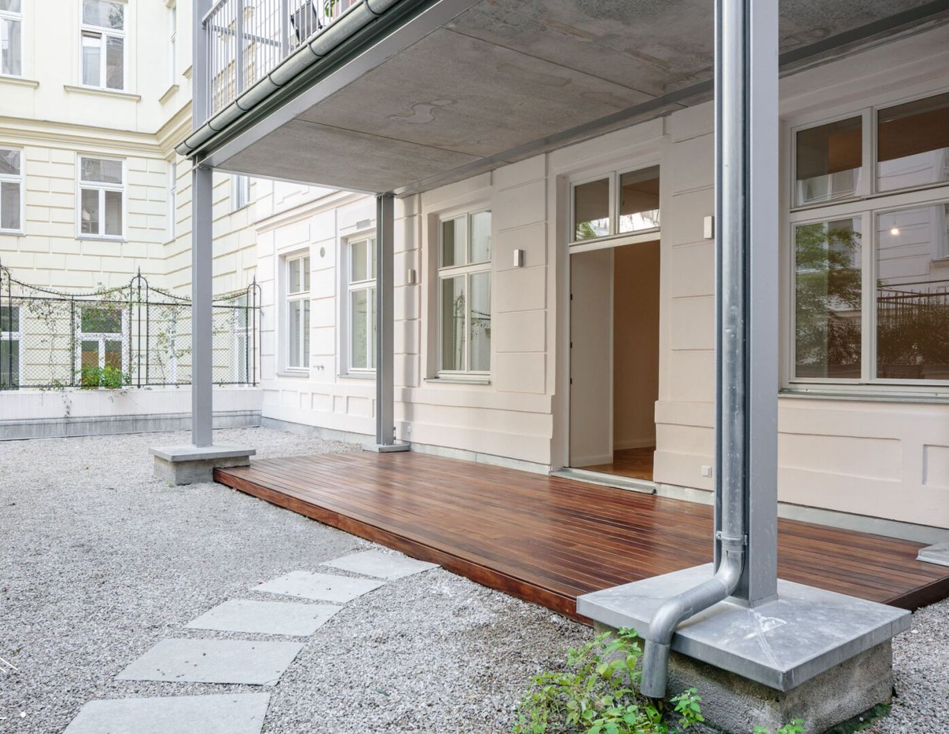Atemberaubende Gartenwohnung in bester Lage