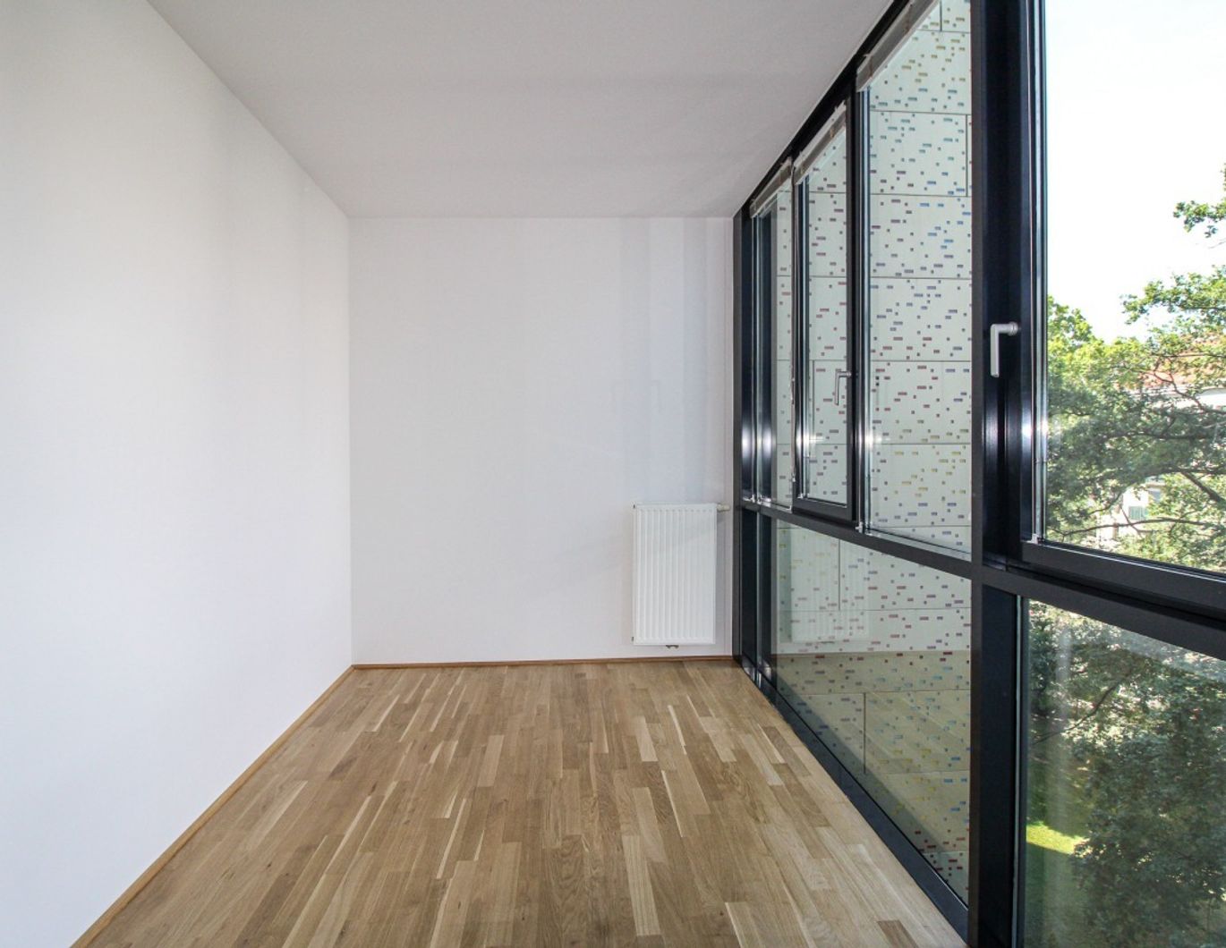 Traumhafte 4-Zimmer-Wohnung mit 7 m² verglaster Loggia am Modenapark - zu mieten in 1030 Wien