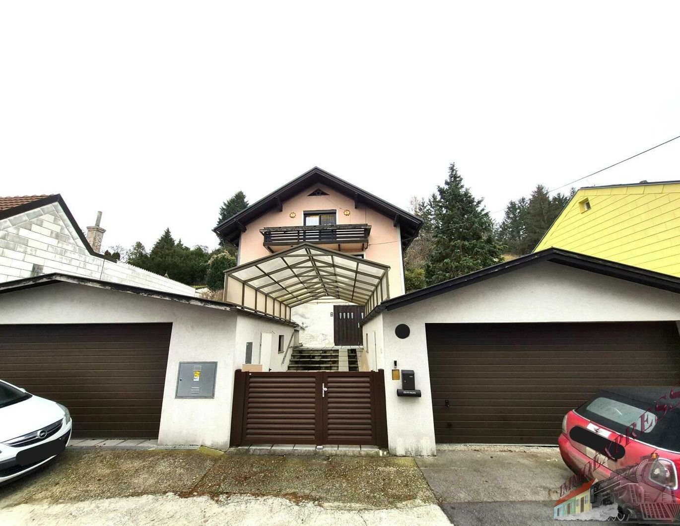 300m2 Wohndiamant und über 2300m2 Grundstück mit Traumaussicht