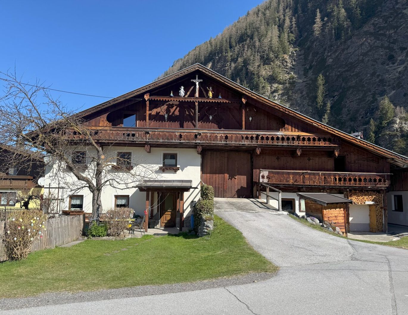 !Preisreduktion!- Historisches Bauernhaus mit vielen Möglichkeiten in Längenfeld!
