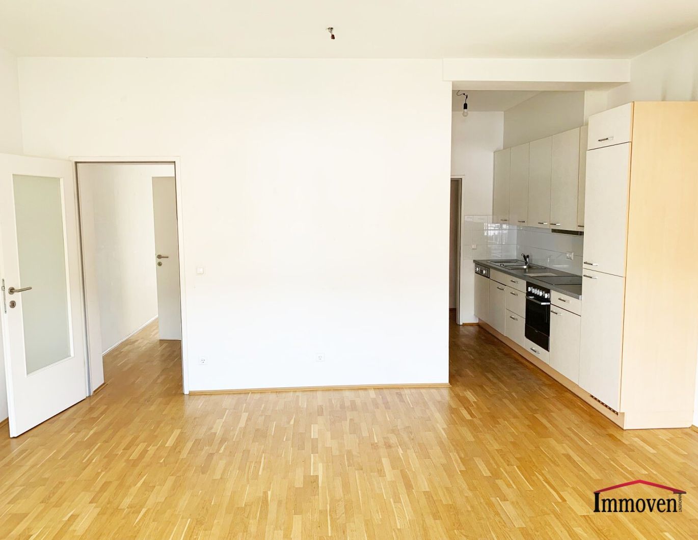 Großzügige 2-Zimmerwohnung mit großem Balkon