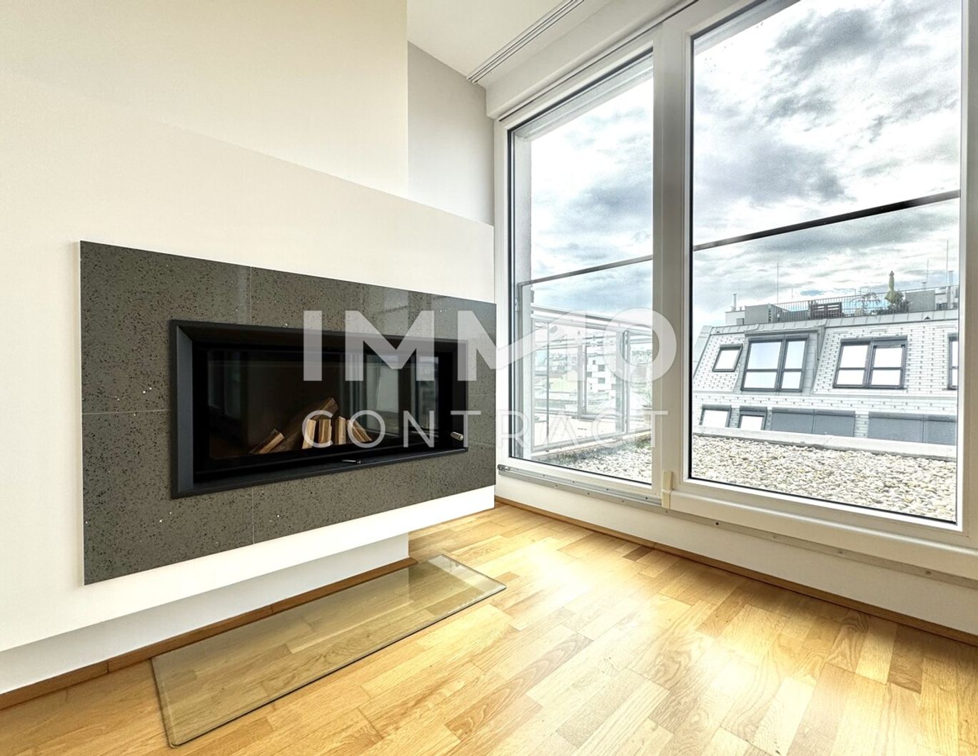 Exklusive City-Maisonette mit Panoramablick, Kamin & Abendsonne über der Stadt