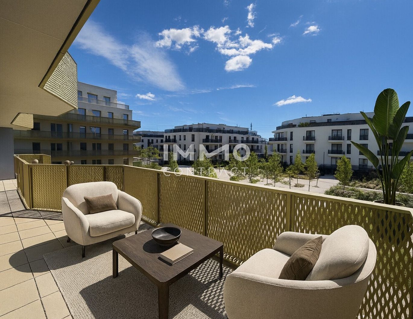 Wirklich günstig! Hirschfeld: 4. Stock - Erstbezug und provisionsfrei