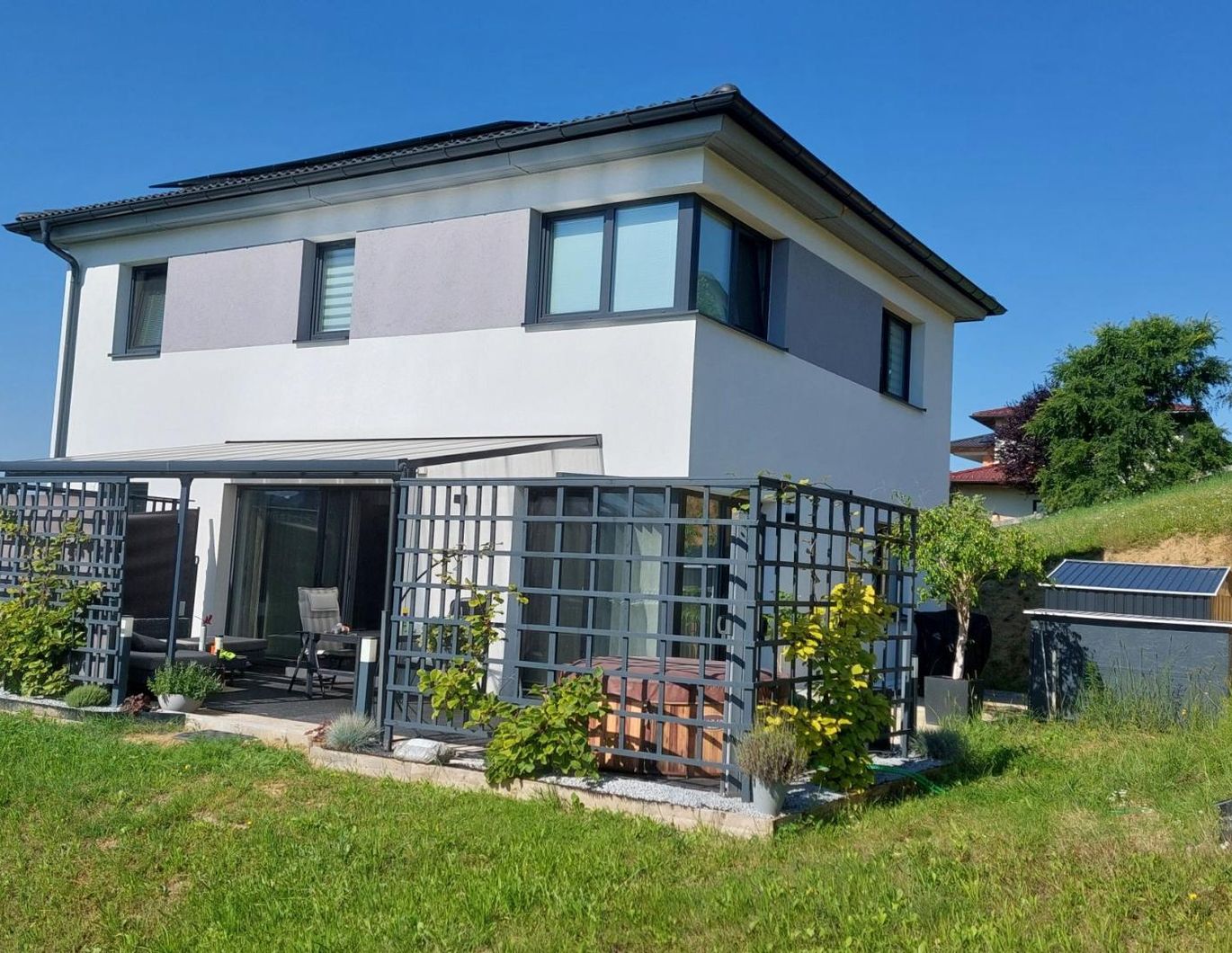 Neues Eigenheim mit traumhafter Aussicht und neuer Photovoltaikanlage!