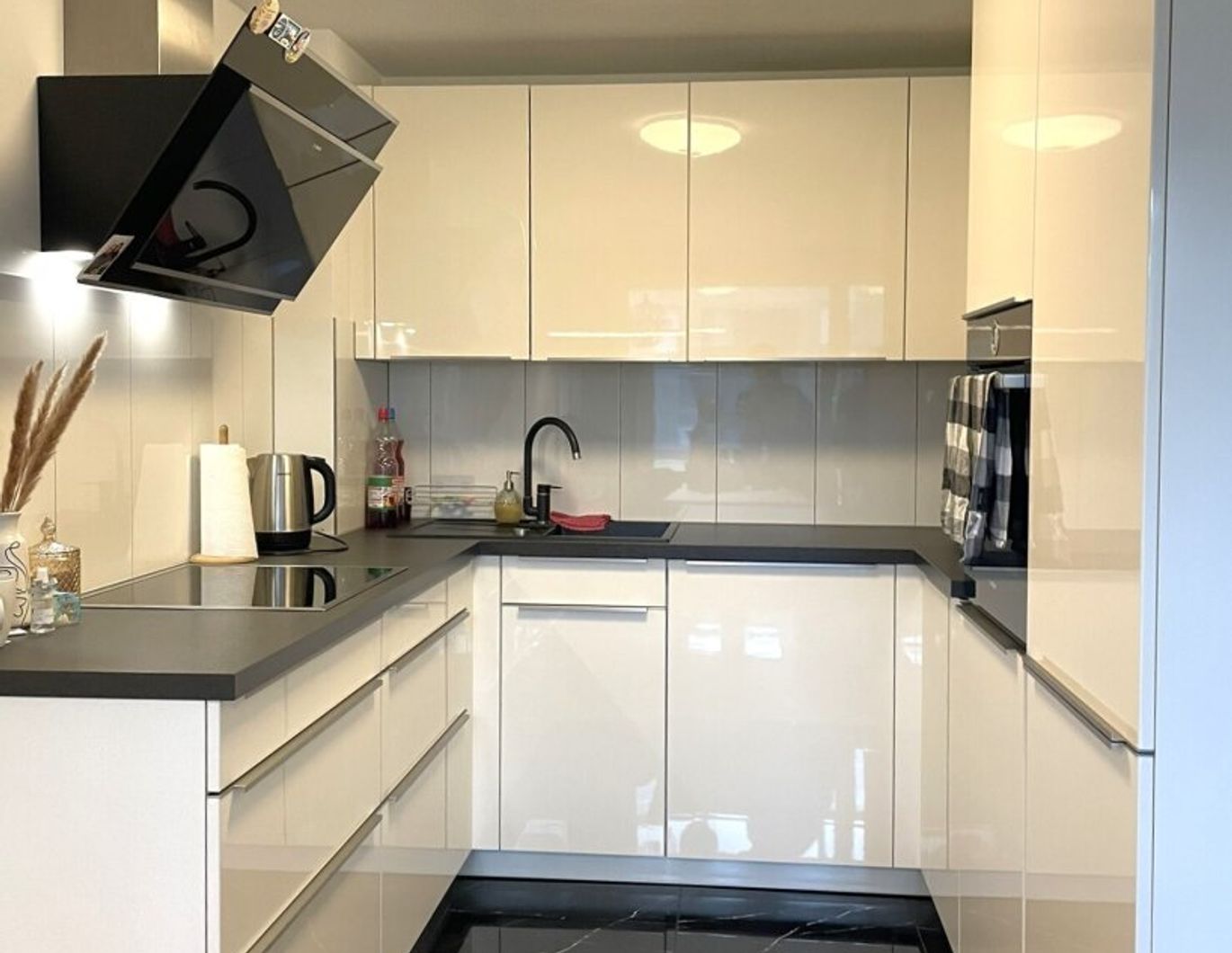 Stilvolles Wohnen in Bludesch - 3,5-Zimmer-Wohnung mit Loggia und Kamin