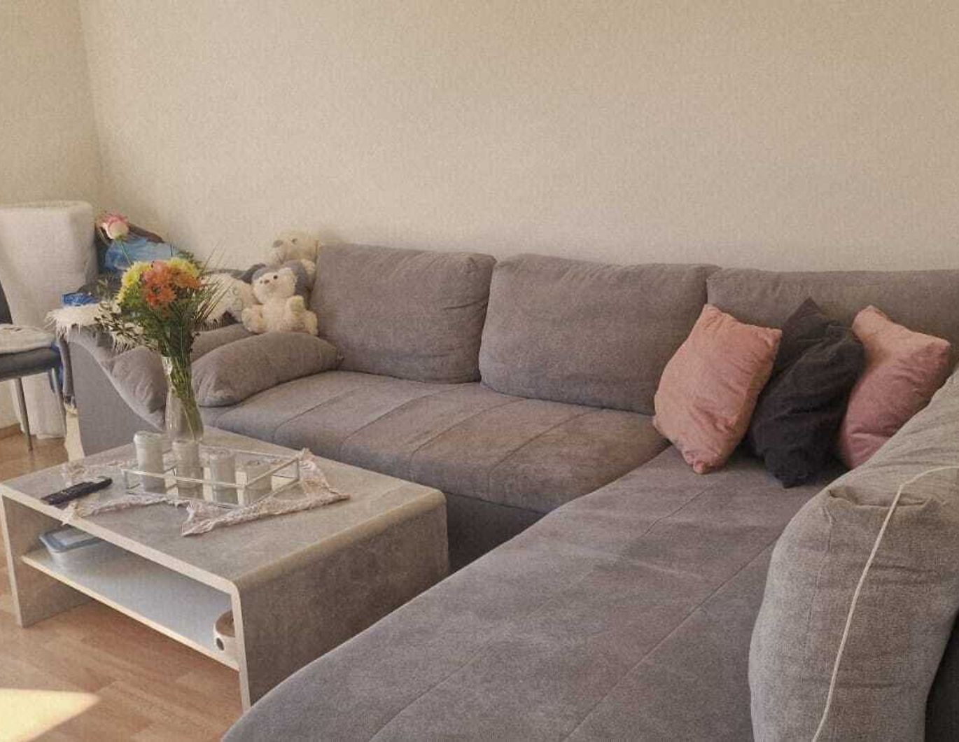 Garconiere mit Balkon-Uni Nähe