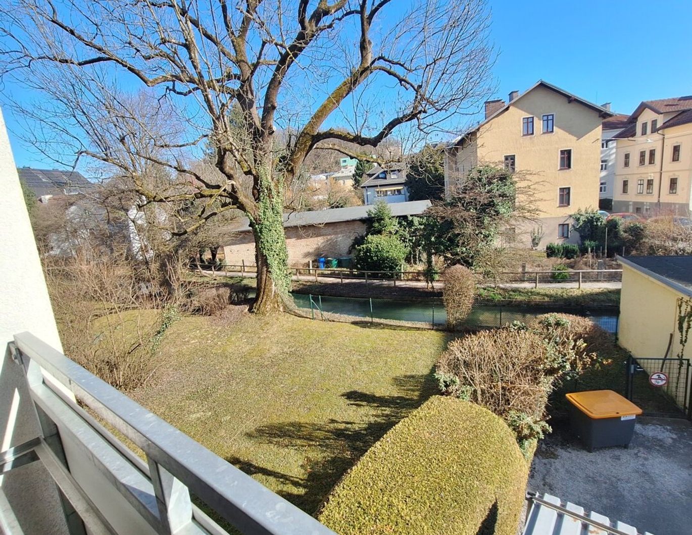ALTSTADTNÄHE MIT LOGGIA AM ALMKANAL