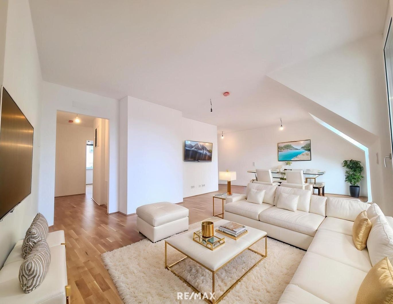 3-Zimmer-Erstbezugs-Wohnung mit Balkon zum Innenhof nahe AKH