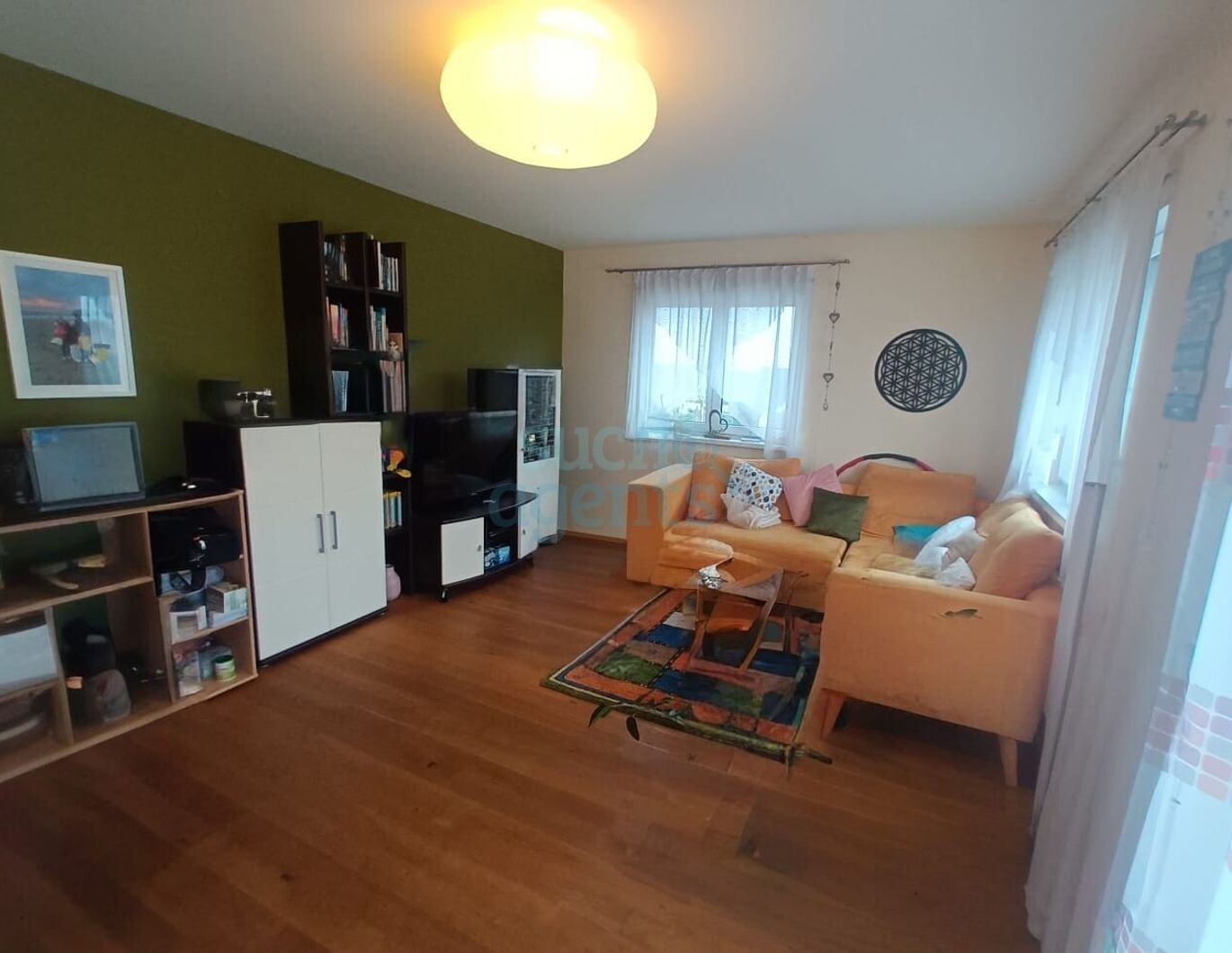 Energieeffizientes Traumhaus mit Pool