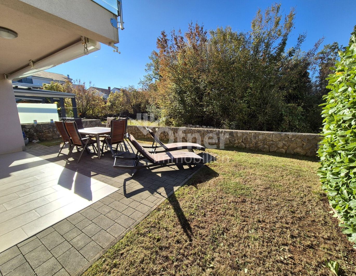 Erdgeschosswohnung mit Meerblick - Njivice