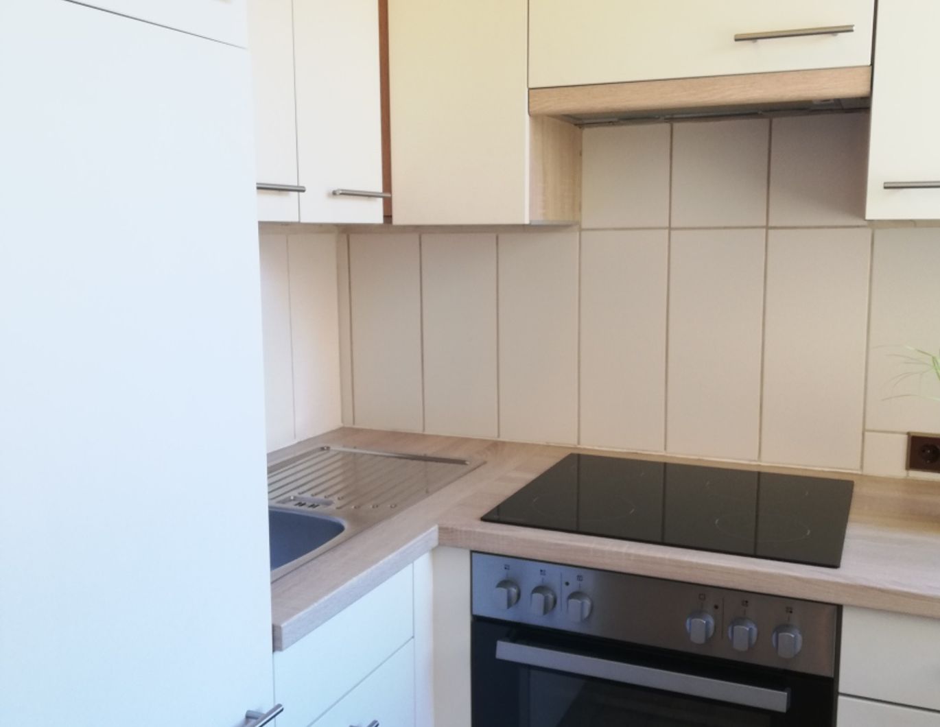 Sehr schöne sonnige und helle Wohnung zu vermieten